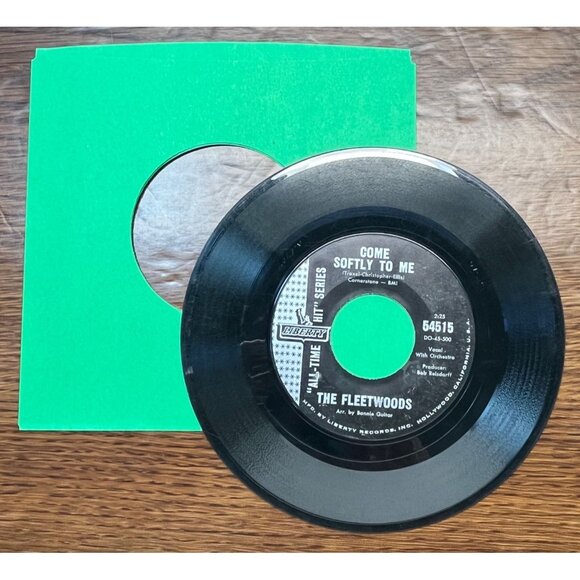 The Fleetwoods ‎Come Softly to Me / Mr Blue 45 Vinyl 60s Pop Liberty 54515 - Picture 5 of 6